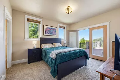 123 Monterey Drive, Medford, OR 97504 - Photo 47