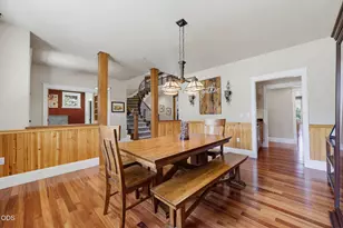 123 Monterey Dr, Medford, OR 97504 - Photo 17