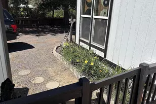 19968 Terrace Ln, Bend, OR 97702 - Photo 7