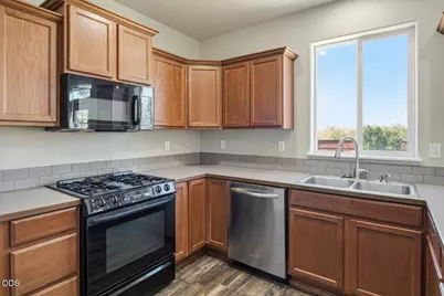 2671 NE 6th Drive, Redmond, OR 97756 - Photo 15