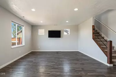 2671 NE 6th Drive, Redmond, OR 97756 - Photo 11