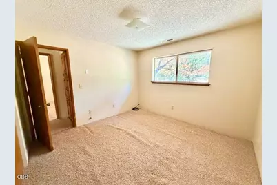 6701 Tunnel Loop Road, Grants Pass, OR 97526 - Photo 21
