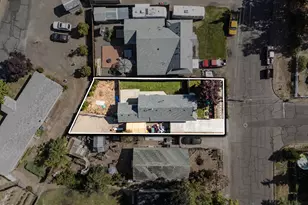 761 Hazel St, Central Point, OR 97502 - Photo 29