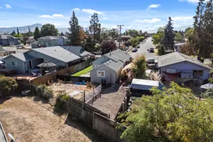 761 Hazel St, Central Point, OR 97502 - Photo 23
