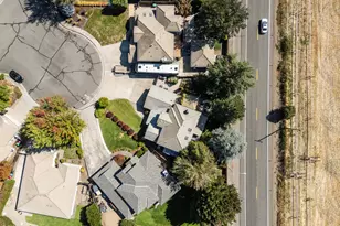 105 Amanda Ct, Central Point, OR 97502 - Photo 49