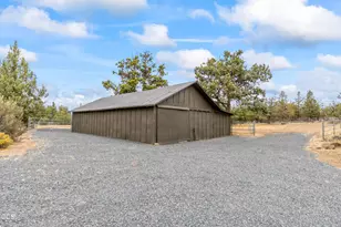 63710 Scenic Dr Dr, Bend, OR 97703 - Photo 33