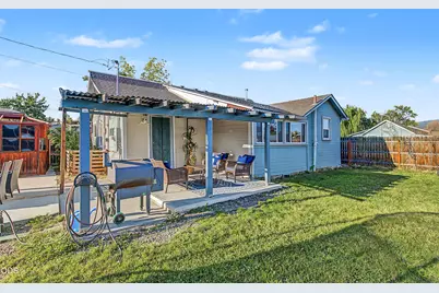 247 Berrydale Avenue, Medford, OR 97501 - Photo 5