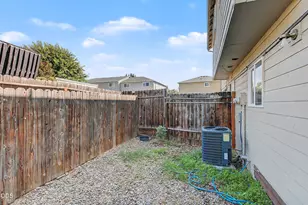 1800 Crater Lake Ave, Medford, OR 97504 - Photo 7