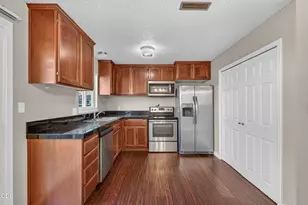 1800 Crater Lake Ave, Medford, OR 97504 - Photo 15