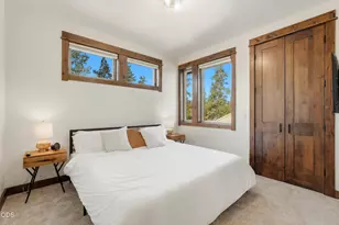 57624 Red Alder Ln, Bend, OR 97707 - Photo 17