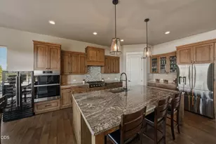 883 Highland View Loop, Redmond, OR 97756 - Photo 19