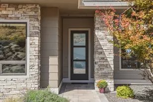 883 Highland View Loop, Redmond, OR 97756 - Photo 5