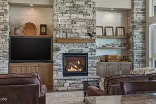 883 Highland View Loop, Redmond, OR 97756 - Photo 11