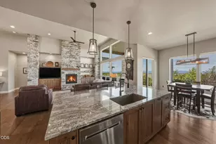 883 Highland View Loop, Redmond, OR 97756 - Photo 17
