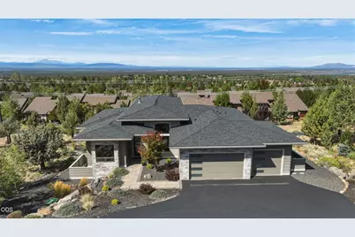 883 Highland View Loop, Redmond, OR 97756 - Photo 3