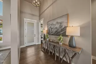 883 Highland View Loop, Redmond, OR 97756 - Photo 11