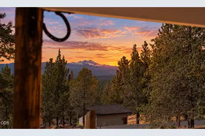 16896 Canyon Crest Drive, Sisters, OR 97759 - Photo 3