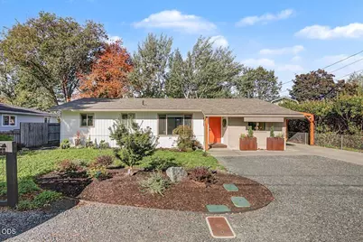 1320 SE Elm Lane, Grants Pass, OR 97526 - Photo 1