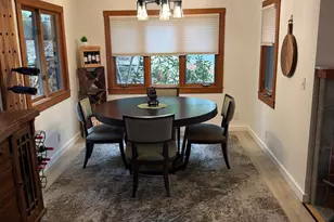 802 Beach St, Ashland, OR 97520 - Photo 3