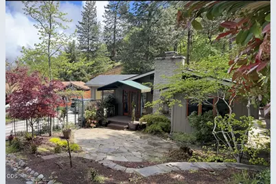 802 Beach Street, Ashland, OR 97520 - Photo 1