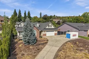 4059 Cherry Ln, Medford, OR 97504 - Photo 67