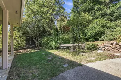 4059 Cherry Lane, Medford, OR 97504 - Photo 49