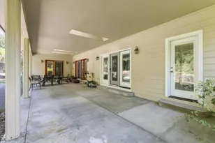 4059 Cherry Ln, Medford, OR 97504 - Photo 43