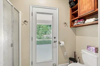 4059 Cherry Lane, Medford, OR 97504 - Photo 27