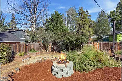 504 NE Dekalb Avenue, Bend, OR 97701 - Photo 33