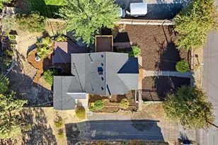 504 NE Dekalb Ave, Bend, OR 97701 - Photo 37