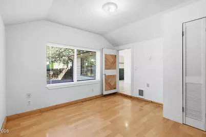 504 NE Dekalb Avenue, Bend, OR 97701 - Photo 17