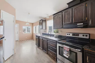 4729 S Pacific Highway #35, Phoenix, OR 97535 - Photo 11