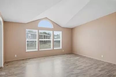 4729 S Pacific Highway #35, Phoenix, OR 97535 - Photo 15