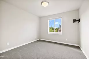 20991 NE Legend Pl, Bend, OR 97701 - Photo 39