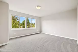 20991 NE Legend Pl, Bend, OR 97701 - Photo 41