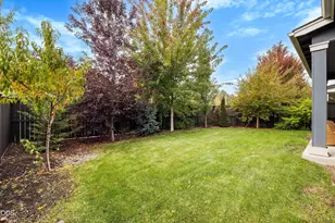 20991 NE Legend Pl, Bend, OR 97701 - Photo 49