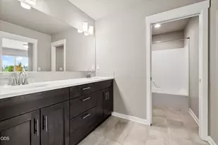 20991 NE Legend Pl, Bend, OR 97701 - Photo 35