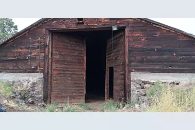 23456 Highway 20, Bend, OR 97701 - Photo 3