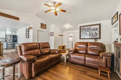 2161 Jeffrey Lane, Klamath Falls, OR 97603 - Photo 7