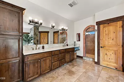 20361 Rock Canyon Road, Bend, OR 97703 - Photo 21