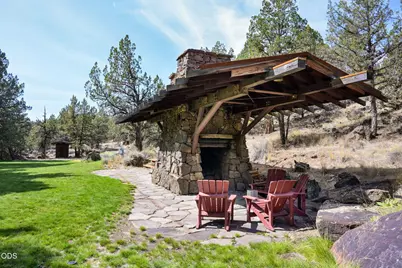 20361 Rock Canyon Road, Bend, OR 97703 - Photo 59