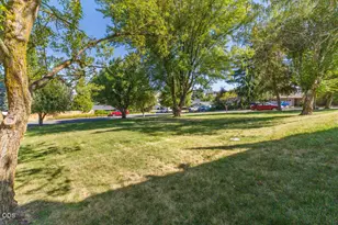 2530 Berkeley St, Klamath Falls, OR 97601 - Photo 75