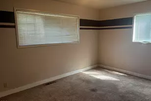 5436 Villa Dr, Klamath Falls, OR 97603 - Photo 11