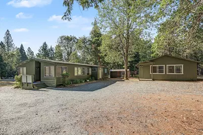 3871 Pleasant Creek Road, Rogue River, OR 97537 - Photo 1