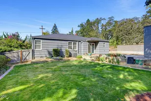 2418 Hillcrest Rd, Medford, OR 97504 - Photo 43