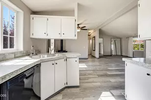 3750 Ave G, White City, OR 97503 - Photo 19