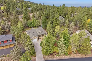 2879 NW Fairway Heights Dr, Bend, OR 97703 - Photo 31