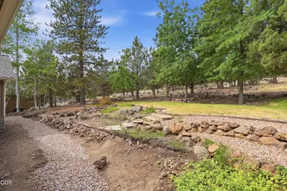 2879 NW Fairway Heights Drive, Bend, OR 97703 - Photo 7
