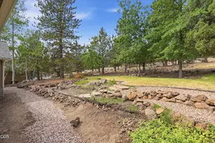 2879 NW Fairway Heights Dr, Bend, OR 97703 - Photo 7