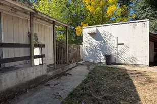 494 5th St, Metolius, OR 97741 - Photo 17